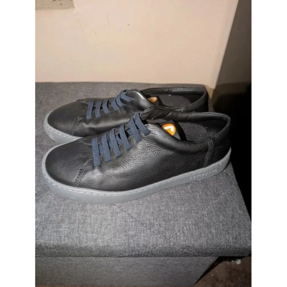 Camper Runner Black Leather Sneakers Elastic Laces Grey Sole EU 41 US M8 / W10